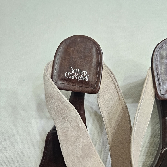 Jeffrey Campbell Flip-Side Sandal Womens Size 8.5 Tan Suede - Picture 3 of 8
